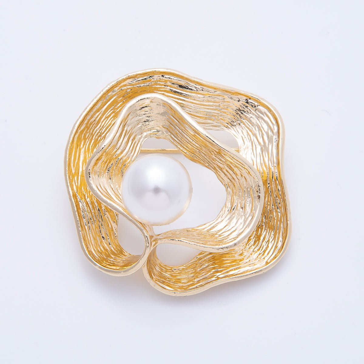 Gold 47mm x 43mm White Pearl Geometric Foil Pin Brooch | BH-074