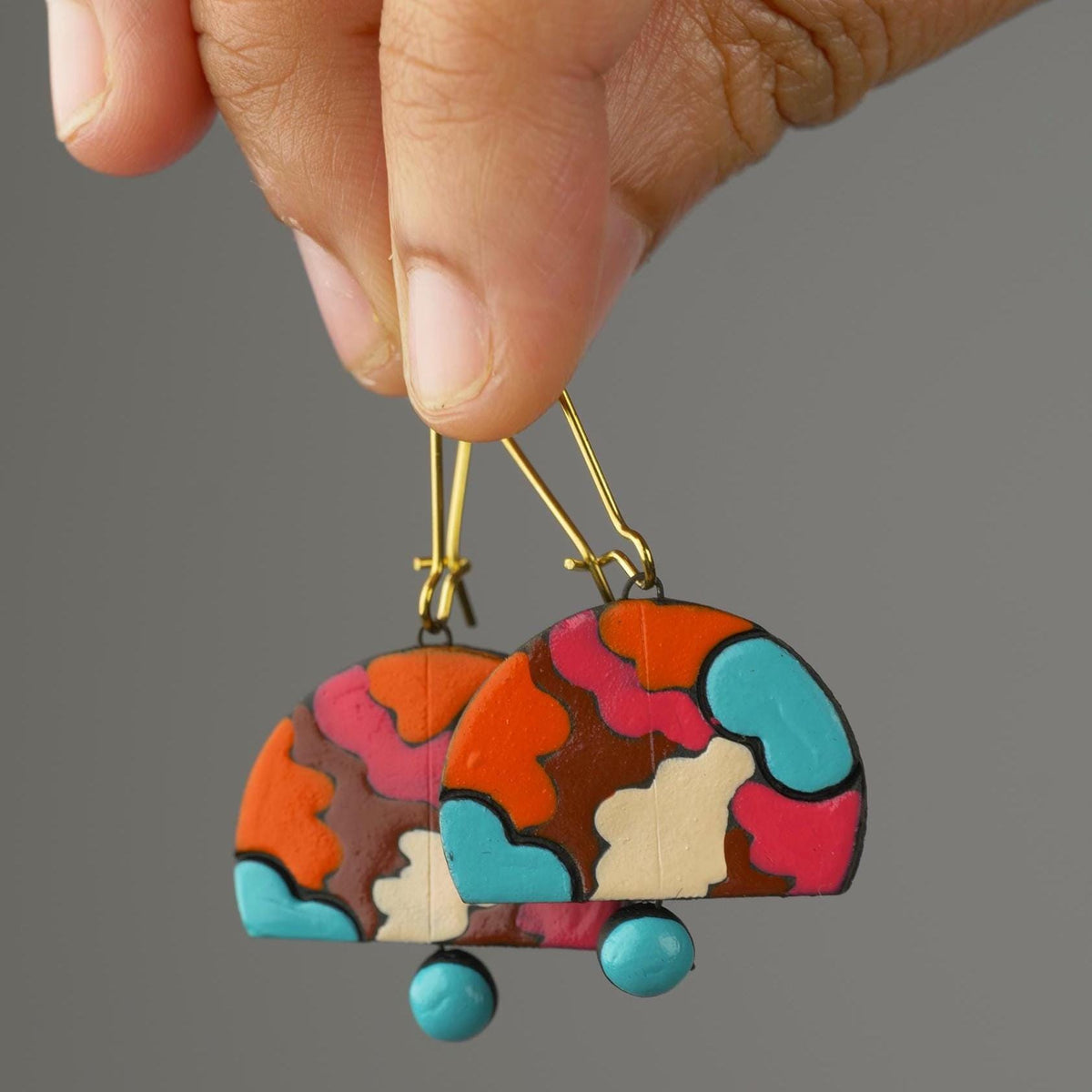 Colorful Semi-Circle Terracotta Choker Set