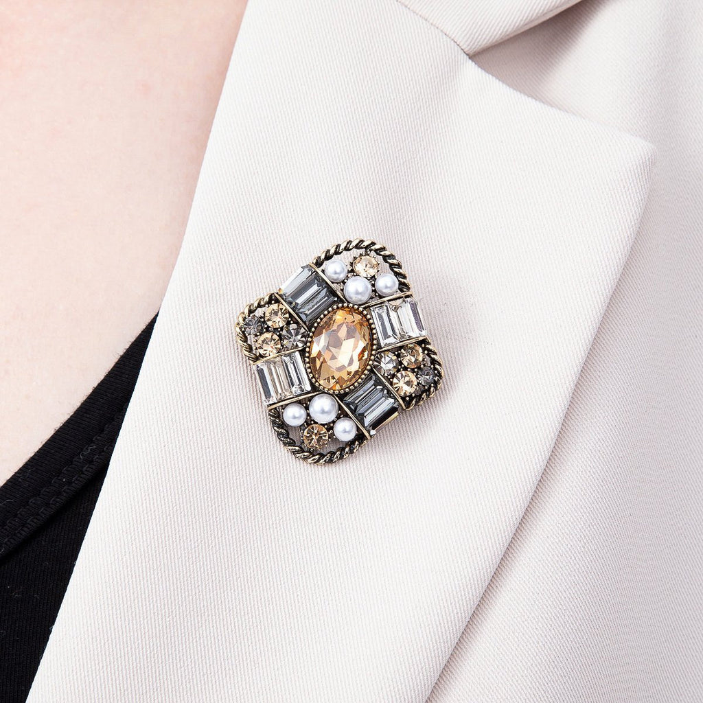 Vintage Gold 39mm Pearl Peach Champagne Rhinestone Multi-Cut Art Deco Rhombus Brooch Pin Brooch | BH-00169